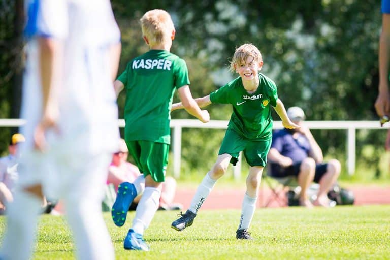 Read more about the article Juniorijalkapallon valokuvaus – Mitä, miten ja millä kuvata?